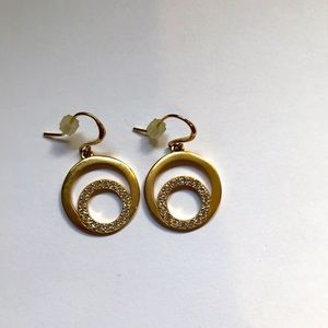 Gold circle dangle earrings
